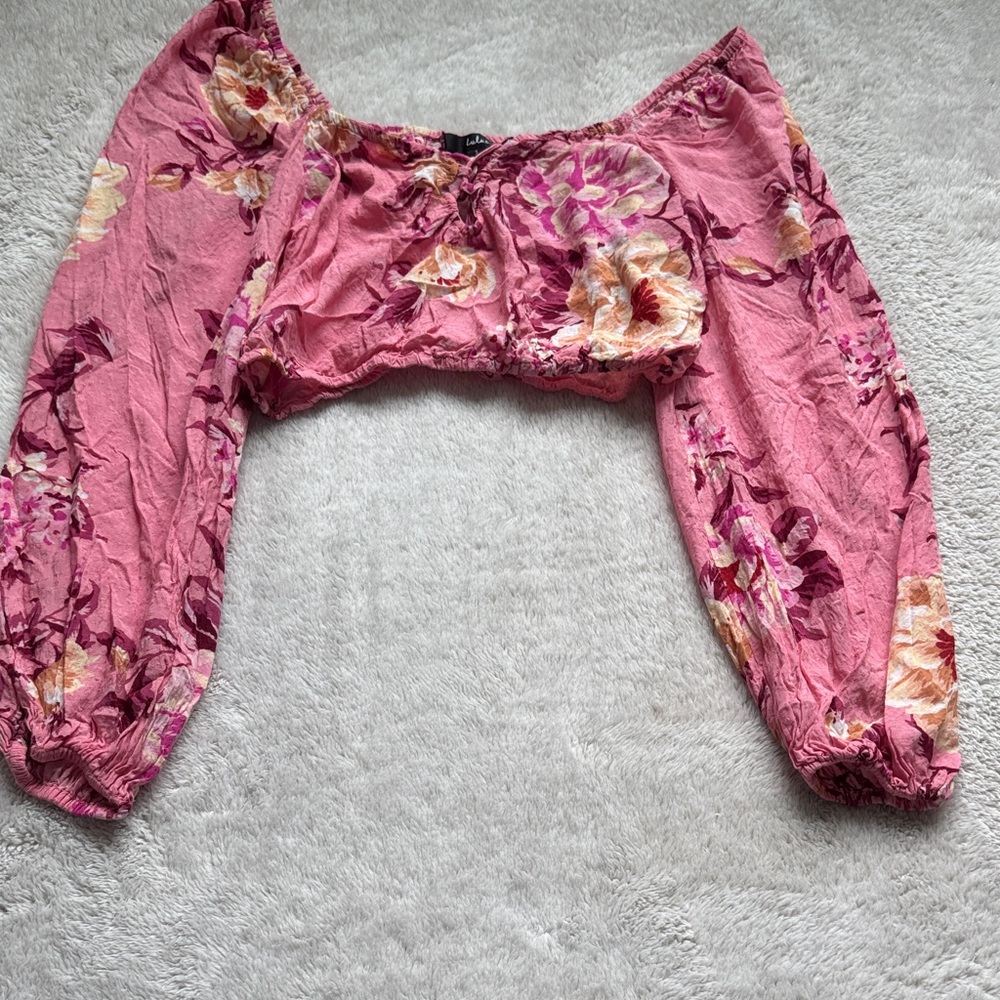 Pink floral long sleeve crop top